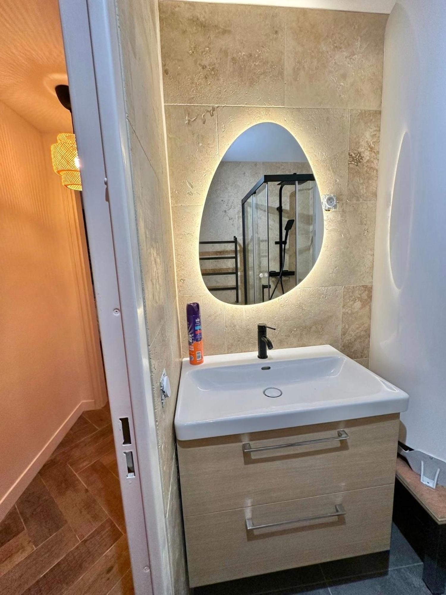 Modern & Cosy 3 Bedrooms Train Tramway Ницца Экстерьер фото